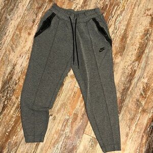 Nike Heather Gray Joggers with Black Details